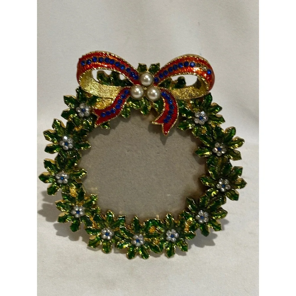 Christmas Wreath Picture Frame Enameled Rhinestone Pearl Holly Gold Tone 4.5in